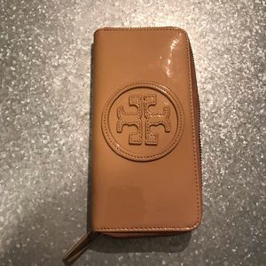 Tory Burch Wallet clutch